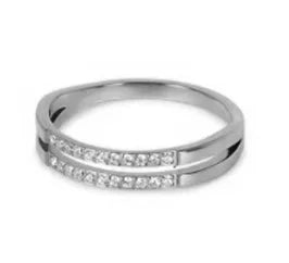 Bague en acier inoxydable pour femmes, incrustée de zircon, résistante à l'eau, bijoux romantiques à la mode