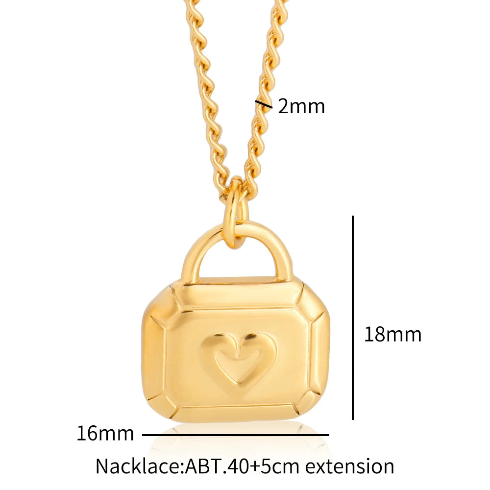 Collier avec pendentif en forme de cœur en acier inoxydable, bijoux imperméables en métal pour femmes