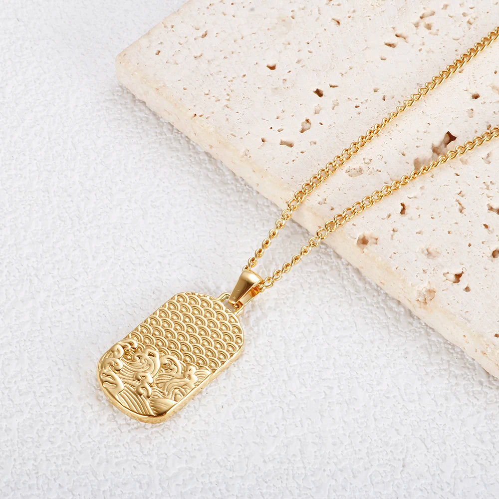 Collier avec pendentif carré délicat en acier inoxydable pour femme